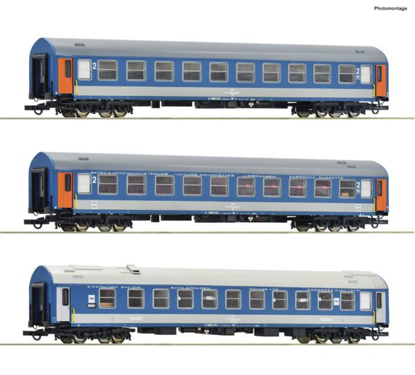 ROCO 74188 - 3 piece set: Passenger coaches D 374/375 "Vindobona/Hungaria", MAV (Set 1)