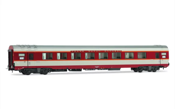 JOUEF HJ4192 - 3-unit pack Gran Confort coaches TEE "Le Kléber" (A8u, A8tu, A4Dtux)