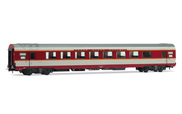 JOUEF HJ4192 - 3-unit pack Gran Confort coaches TEE "Le Kléber" (A8u, A8tu, A4Dtux)