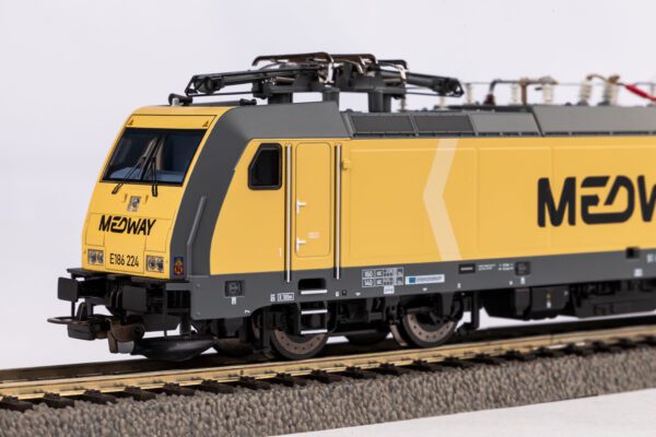 PIKO 21630 - Electric locomotive BR 186 Medway