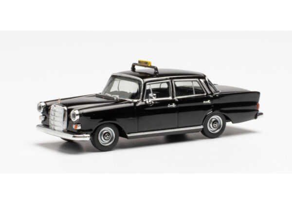 095686 HERPA 095686 - Mercedes-Benz 200 tail fin (W110) Taxi