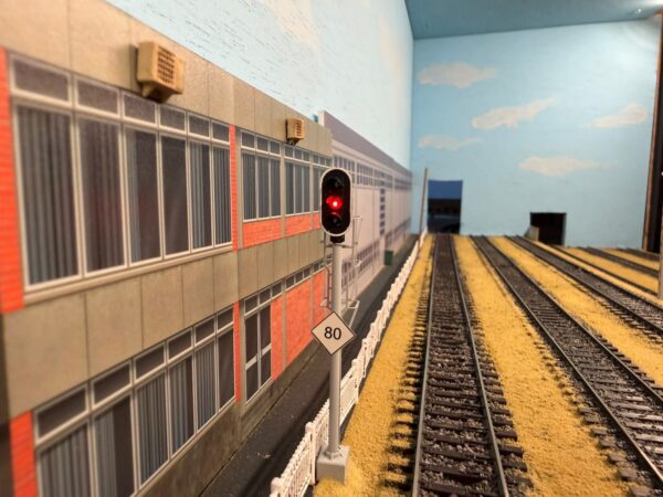METALKIT MAIN LIGHT SIGNAL